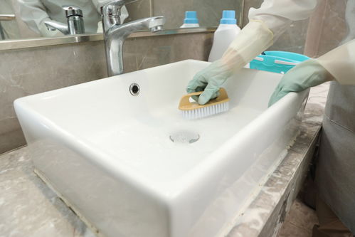 家政服务与人物摄影 清洁工女性的光影瞬间